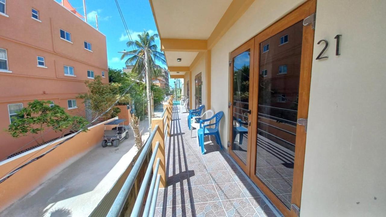 Beach Club Condos At Popeyes Caye Caulker Exterior foto