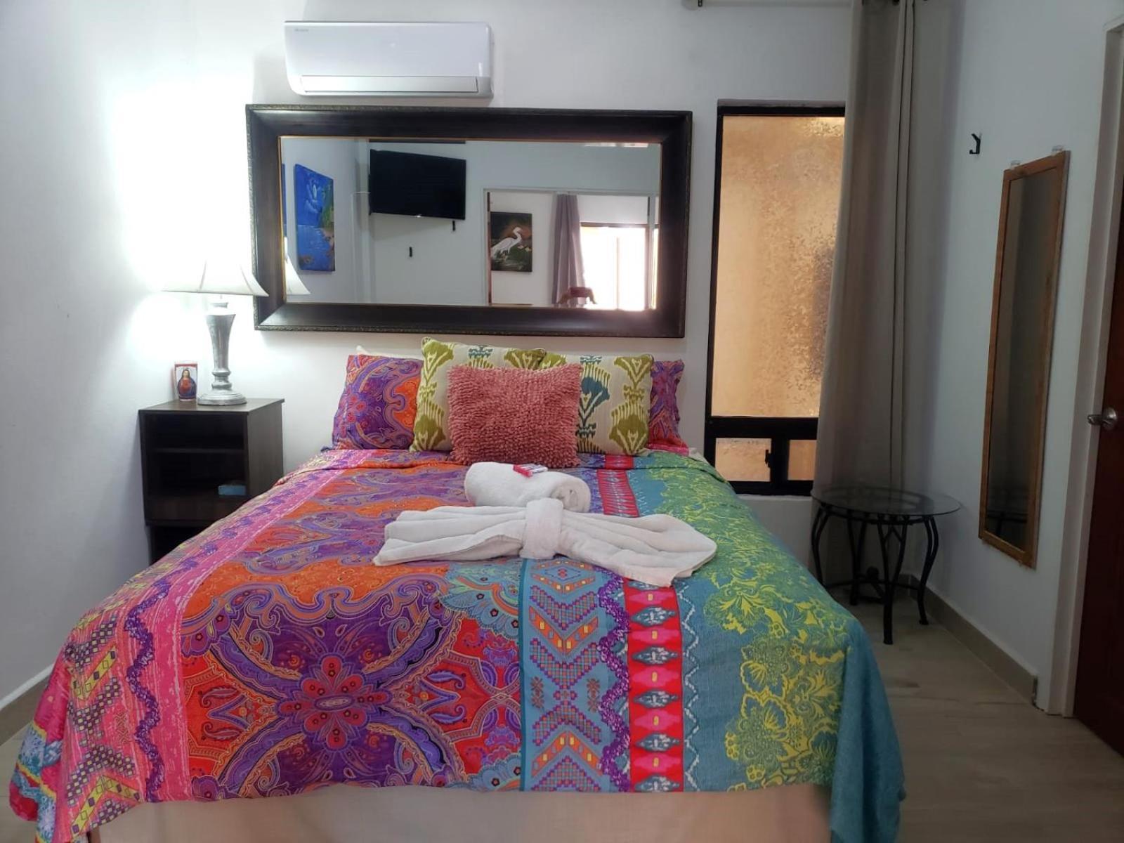 Beach Club Condos At Popeyes Caye Caulker Exterior foto